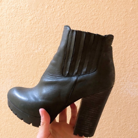 Black booties platform - Picture 1 of 2